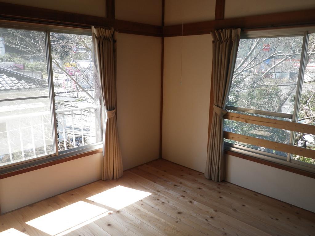 Guest House Itokawa Matsuzaki  Экстерьер фото