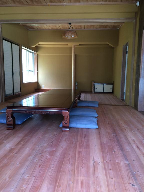 Guest House Itokawa Matsuzaki  Экстерьер фото